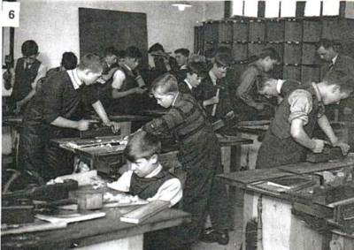 JTS - Woodwork class - 1942